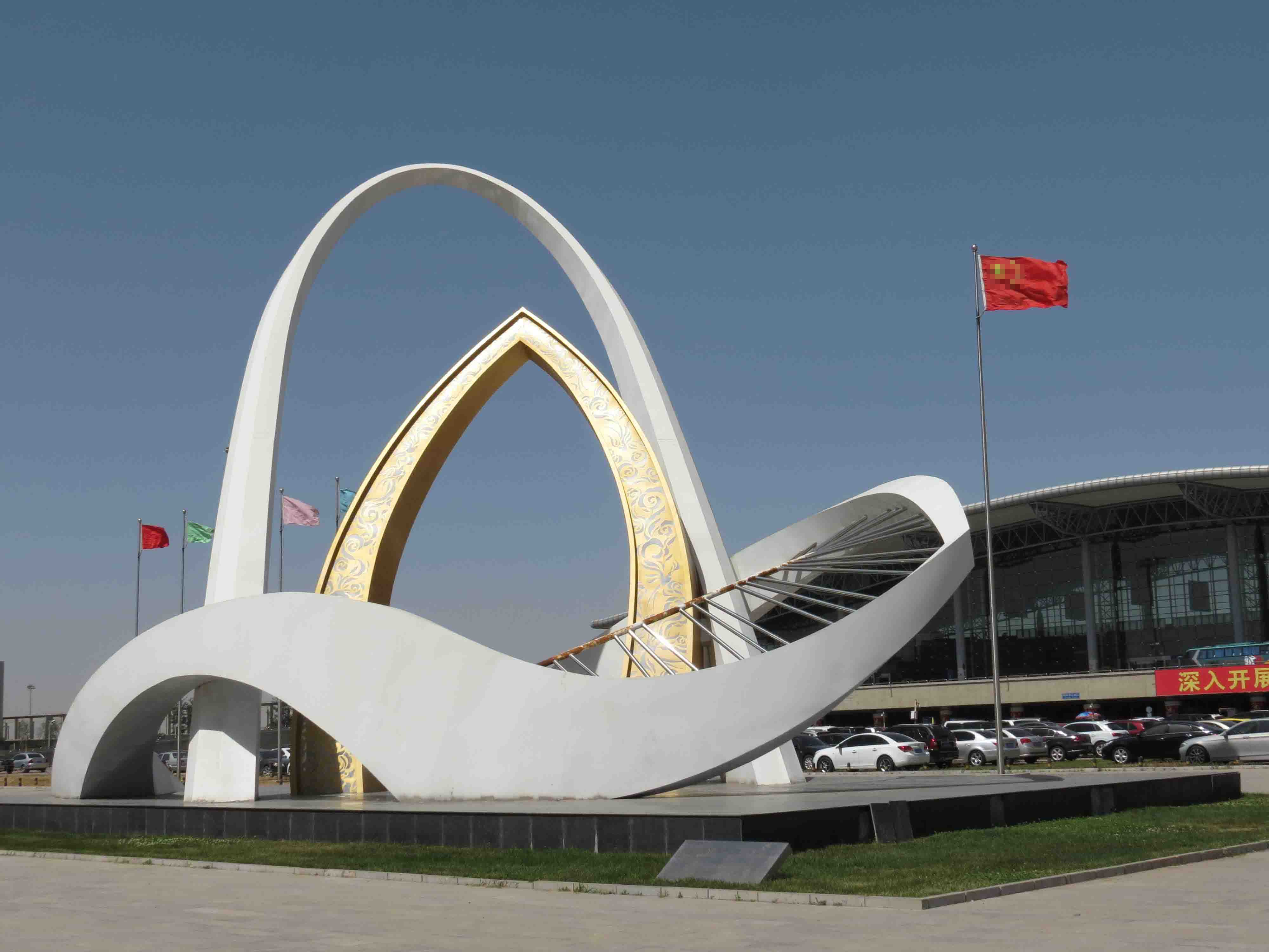 機(jī)場(chǎng)景觀雕塑，機(jī)場(chǎng)不銹鋼標(biāo)志，廣場(chǎng)大型標(biāo)志