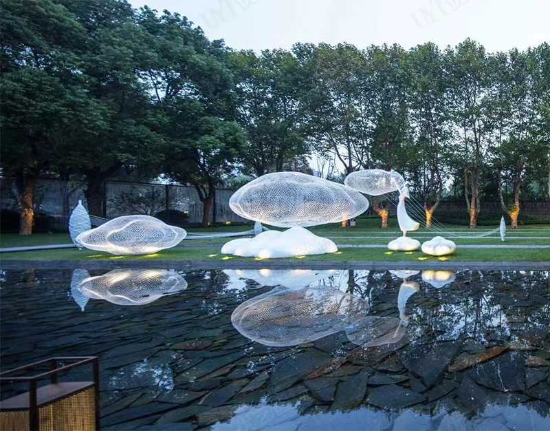 不銹鋼云朵雕塑 不銹鋼云朵雕塑